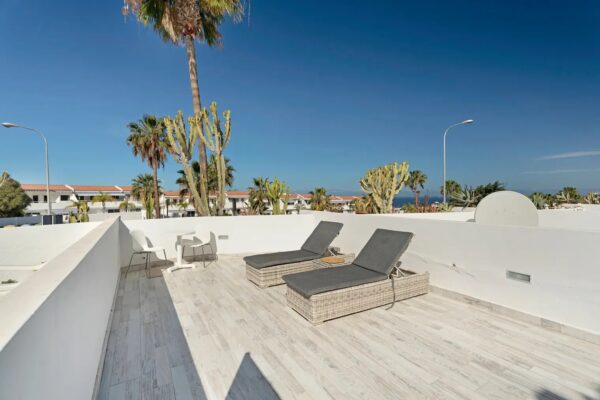 Costa Adeje – Island Village Heights