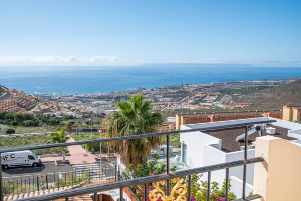 Costa Adeje – Villa Roque del Conde