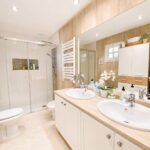 Baño principal 1